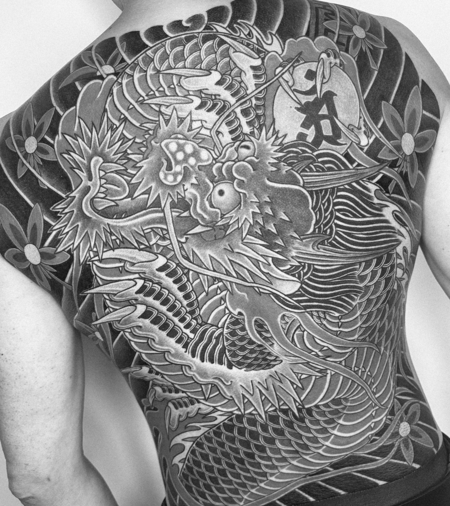 20251021 224325 54 1 mono e